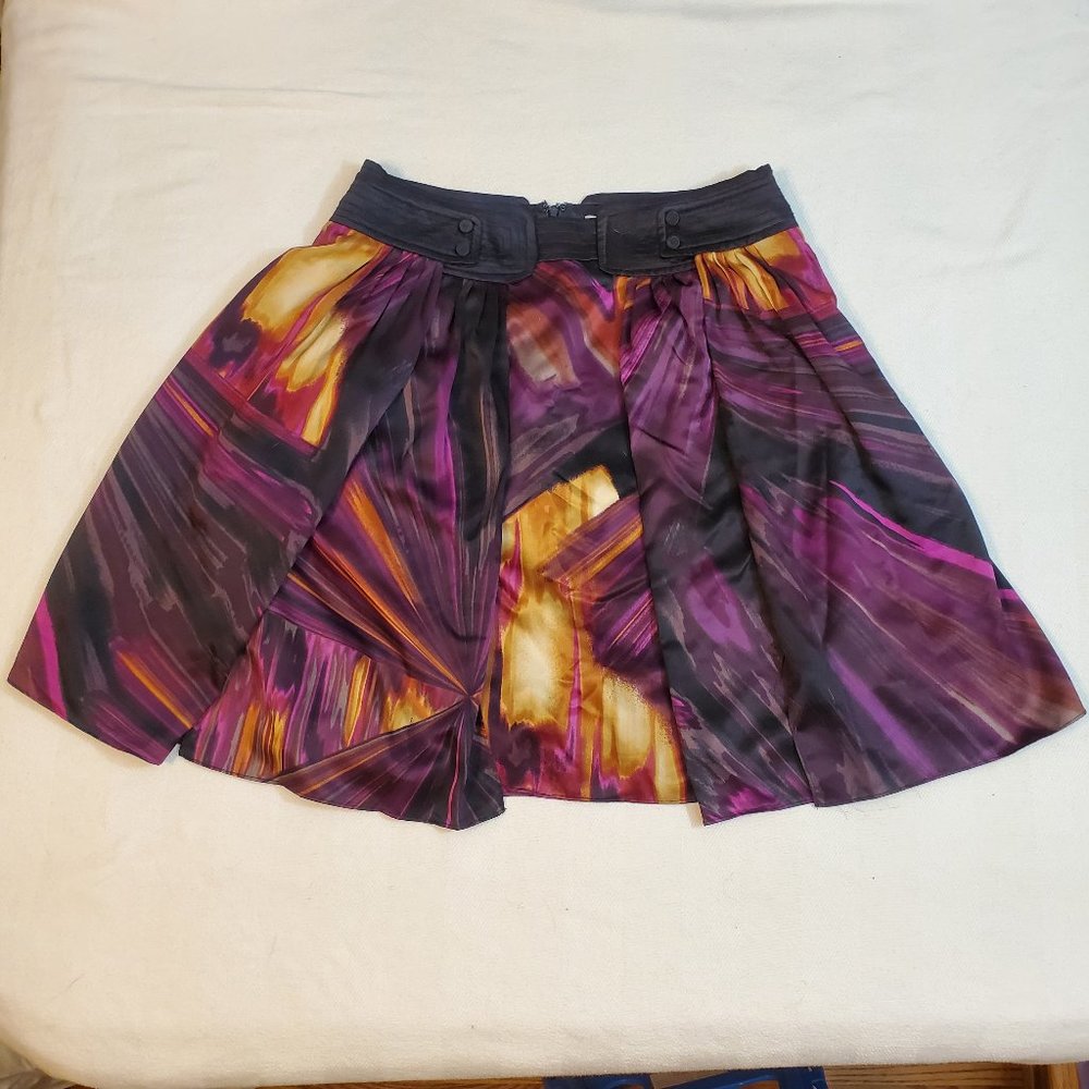Worthington skirt size 10 purple abstract design